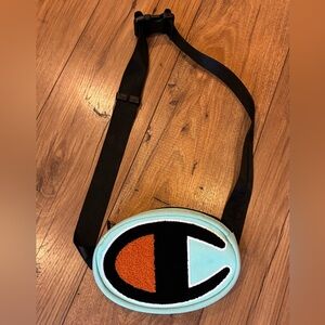 Champion Prime Crossbody/Waist Bag Sherpa Logo